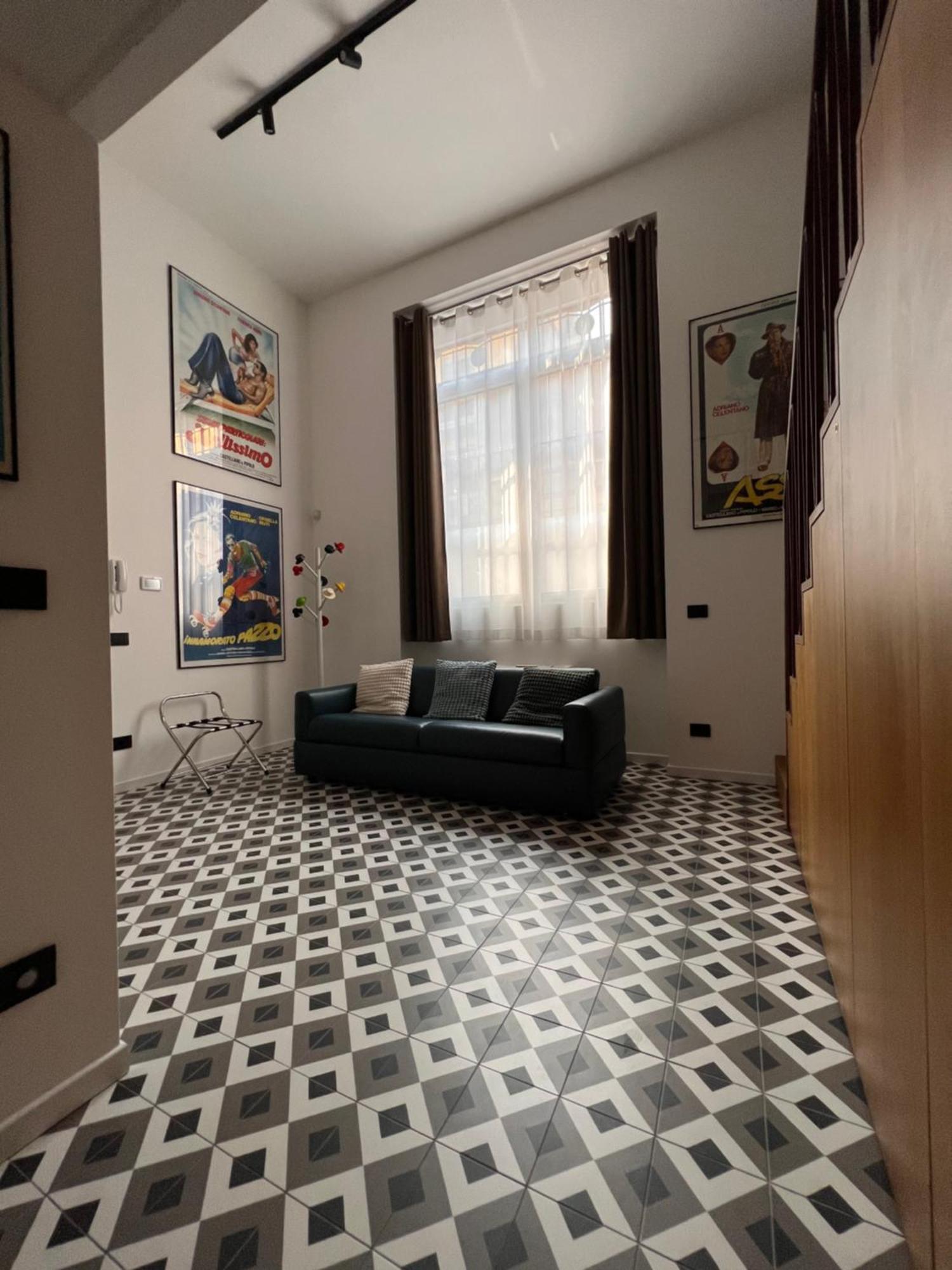 Legacy Of Milan, A Stylish Mini Loft Milão Exterior foto